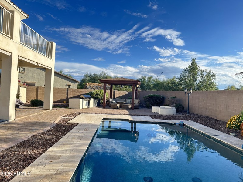 Backyard Grill Firepit