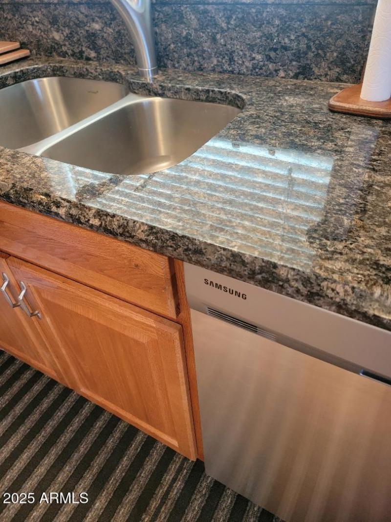 3923 kitchen sink