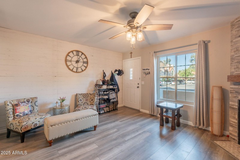 5-web-or-mls-Kelton-5