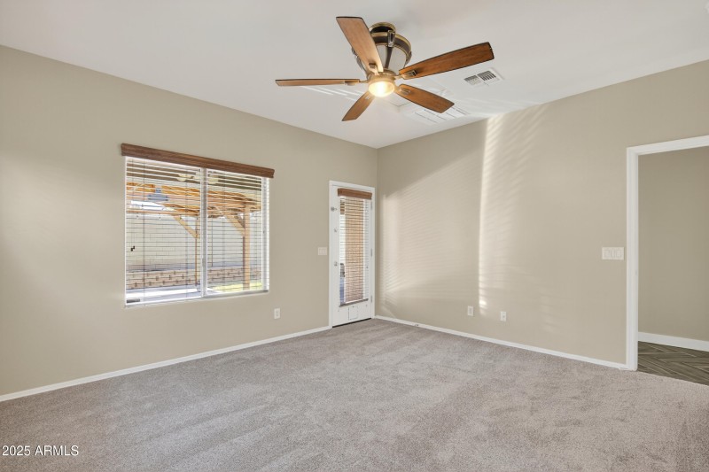 23_023_069_a4m_rhome