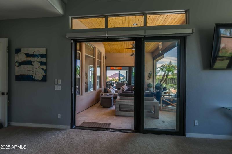 slider out primary room