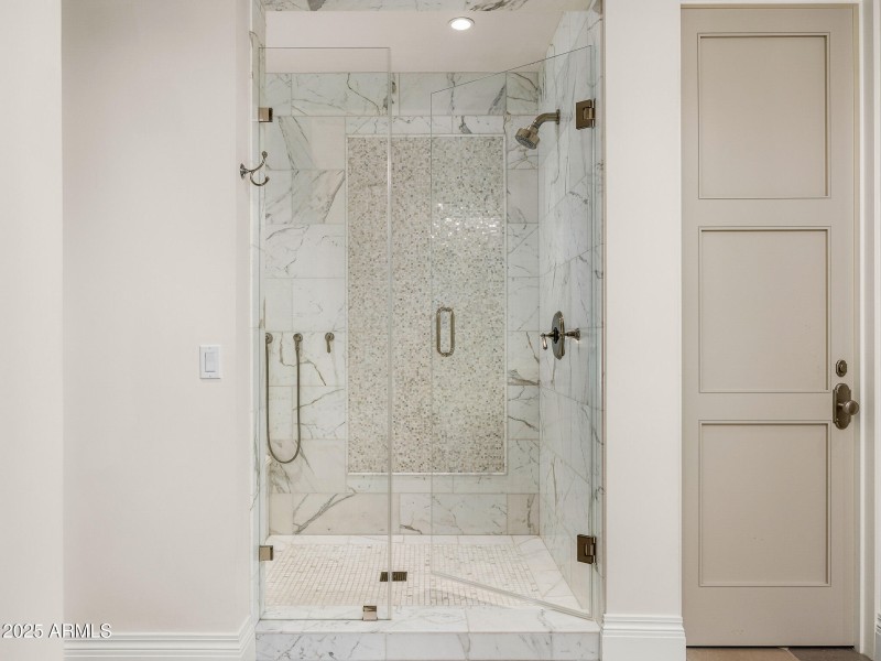 27primary bath_her shower