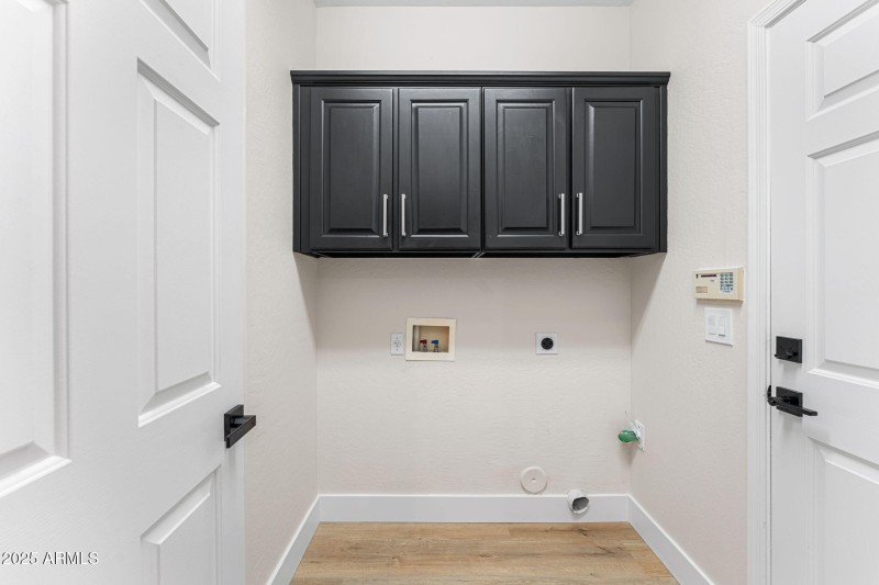 7266 E Del Acero Dr | Gainey Ranch