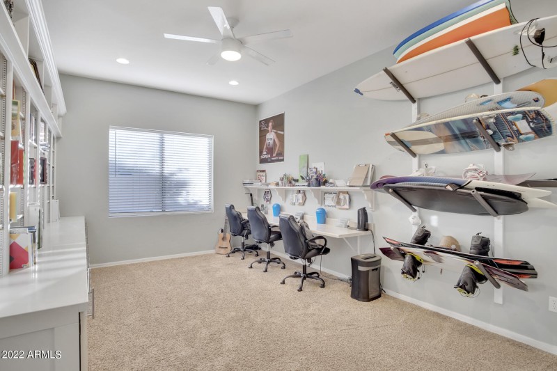 Library: Guest Suite