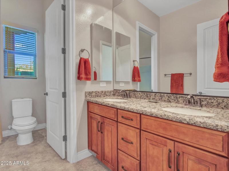 12-Bedroom-suite-(1)