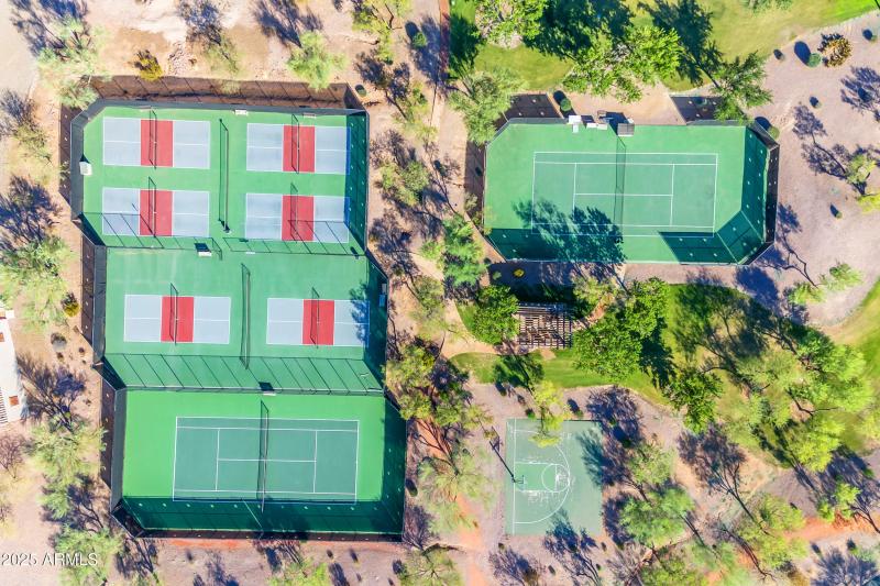 Pickle Ball & Tennis Courts