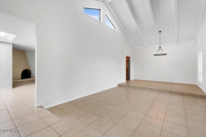 Living Room/Dining Room