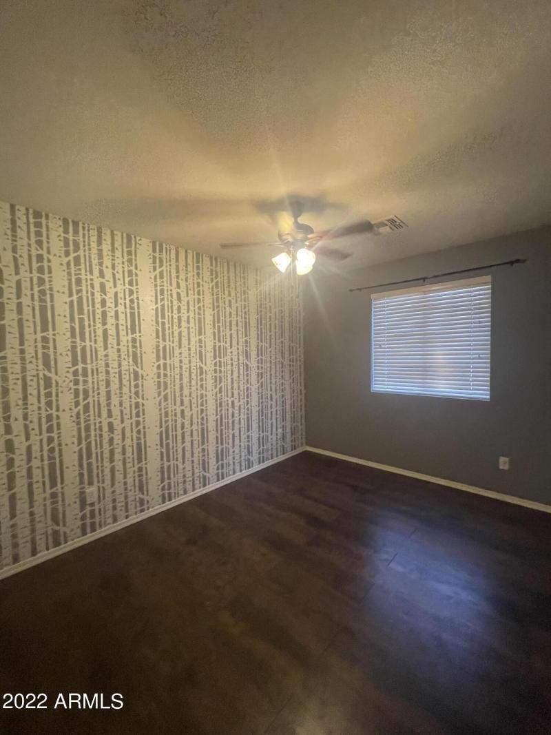 A1884119-E666-44B2-861A-B2606FB139FF