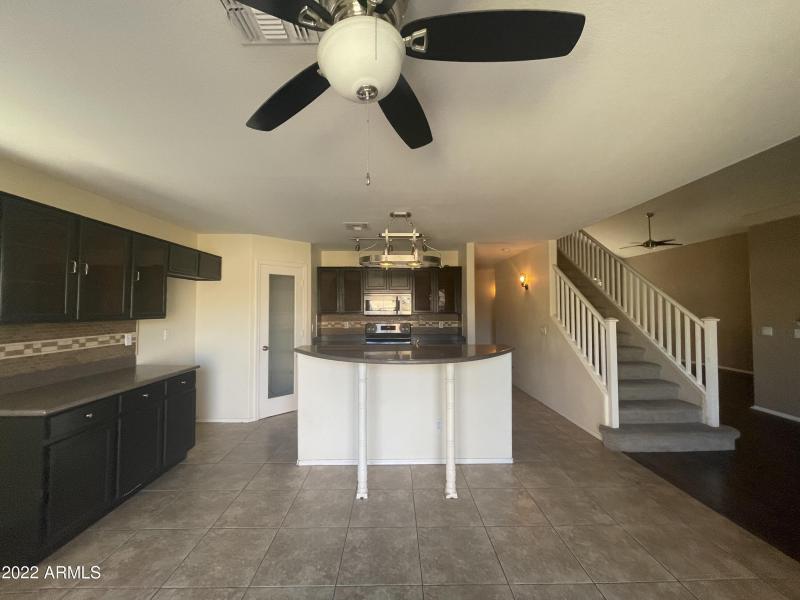 E0C1F3F5-9707-4220-A261-74C85343AAC0