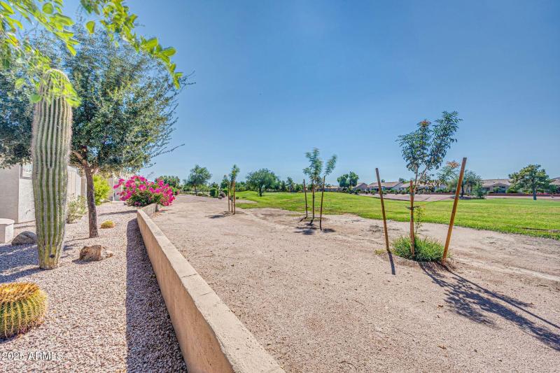 4551 E Sycamore Ct-34