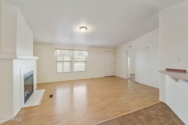 42-web-or-mls-dlb_5499-dlb_5503