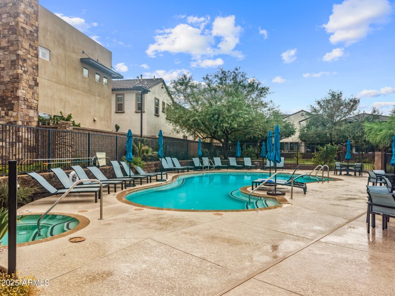 Community Pool and Hot Tub