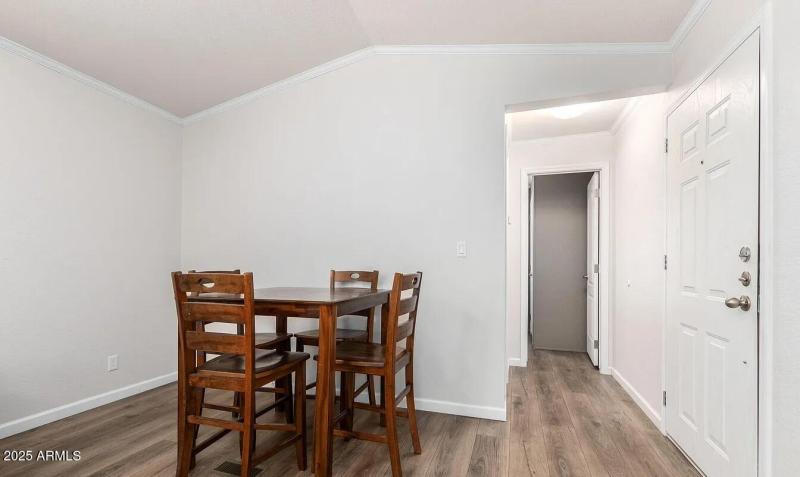 00f1653effe8a96f27d00c866ca59531-uncropp