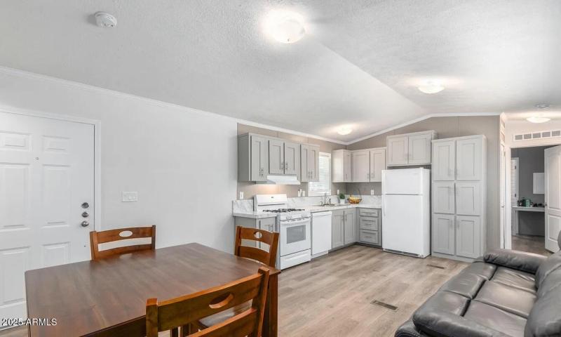 018d1b0e393285410eae0abfcc25bbfb-uncropp