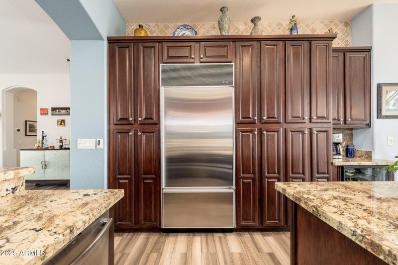 14734 E Crested Crown - 20