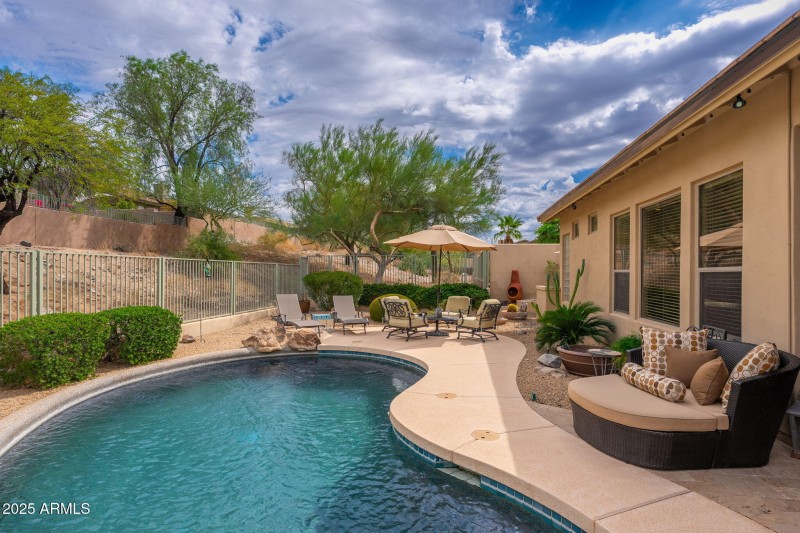 14734 E Crested Crown - 42