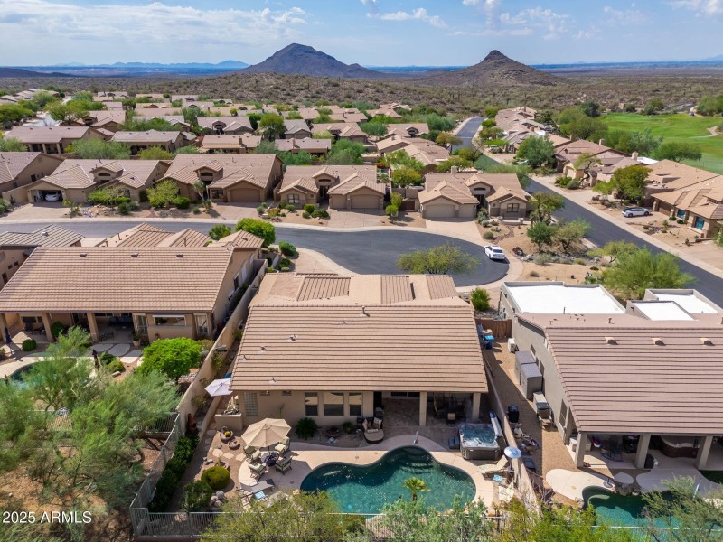 14734 E Crested Crown - 50