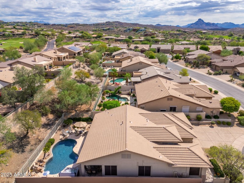 14734 E Crested Crown - 52