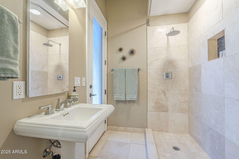 76-guest house bathroom