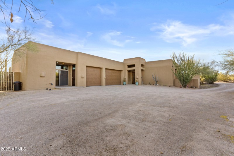 Front Entry/Casita Entry