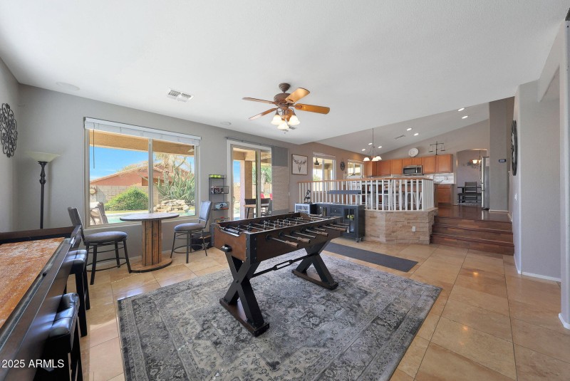 B (21) Bonus Game Room