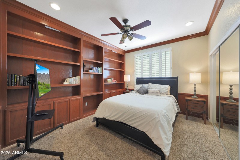 B (23) Bedroom #2 Downstairs