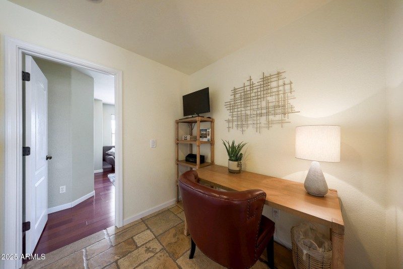 B (49) Hall Upstairs