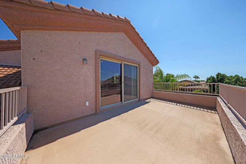 C (2) Viewing Deck Owner's Suite