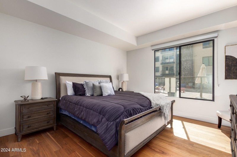 0016-16 - Earll 7300