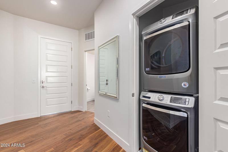 0027-28 - Earll 7300