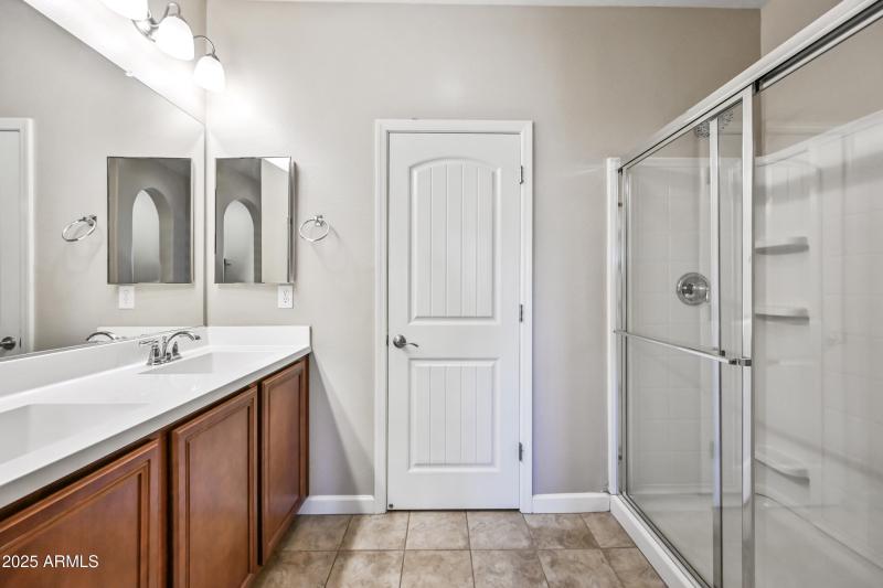 19-1367SCCD1104-ocupix