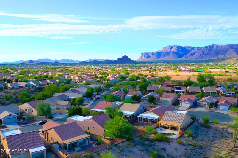 THORNE AERIAL 2 FINAL