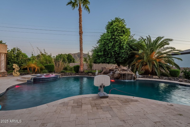 131-web-or-mls-Starflower-Twilight-13