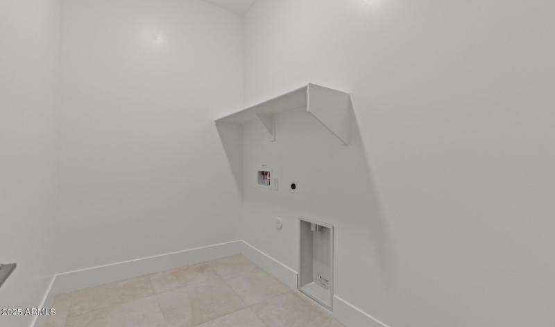 Edgewood Lot #80 Laundry (Large)