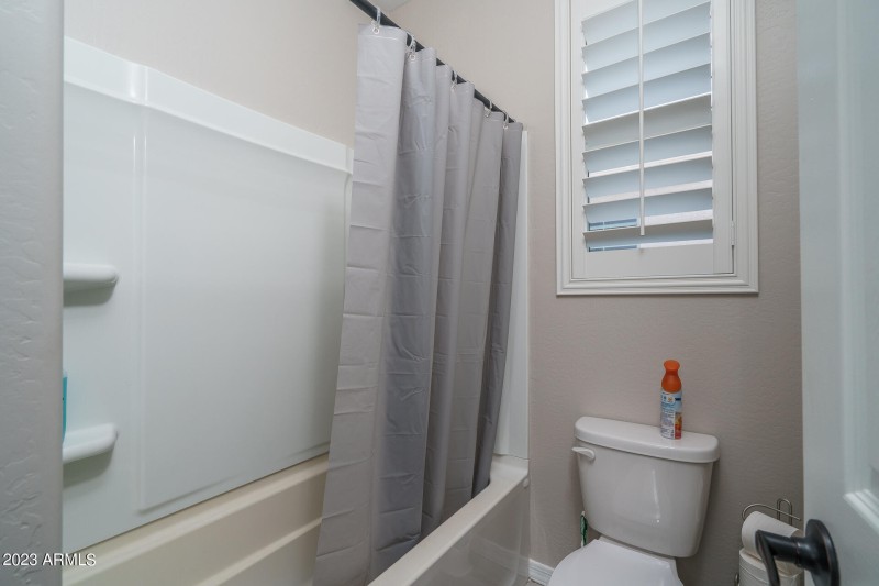 17) JACK _ JILL BATH