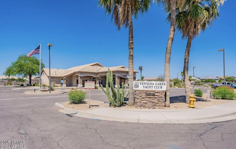 Ventana Lake Amenities