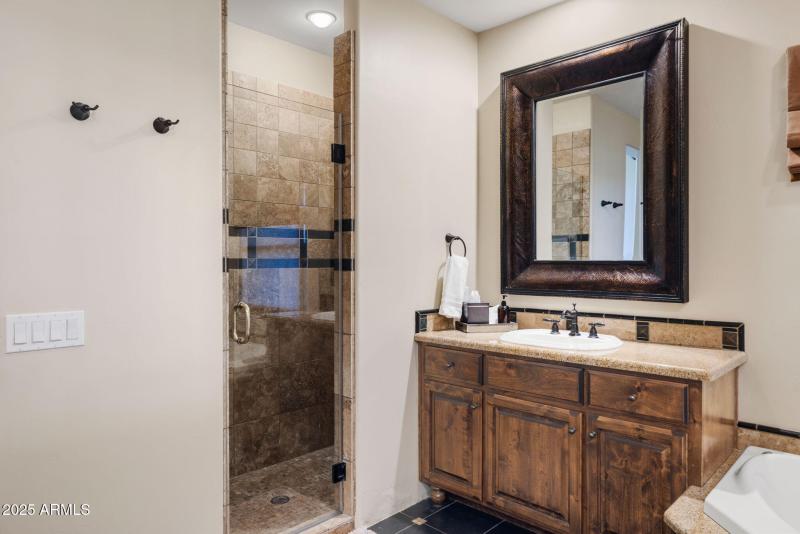 12-Primary Bathroom (2)