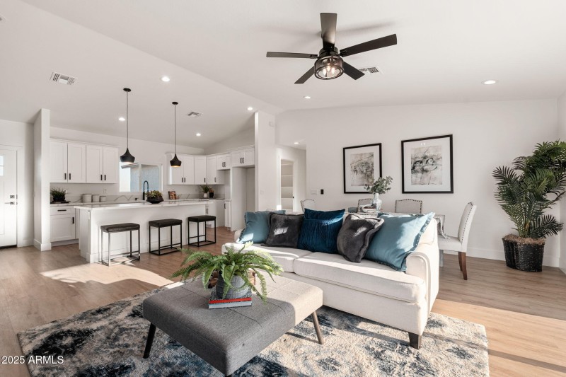 16630 N SLATE Lane, Maricopa, AZ