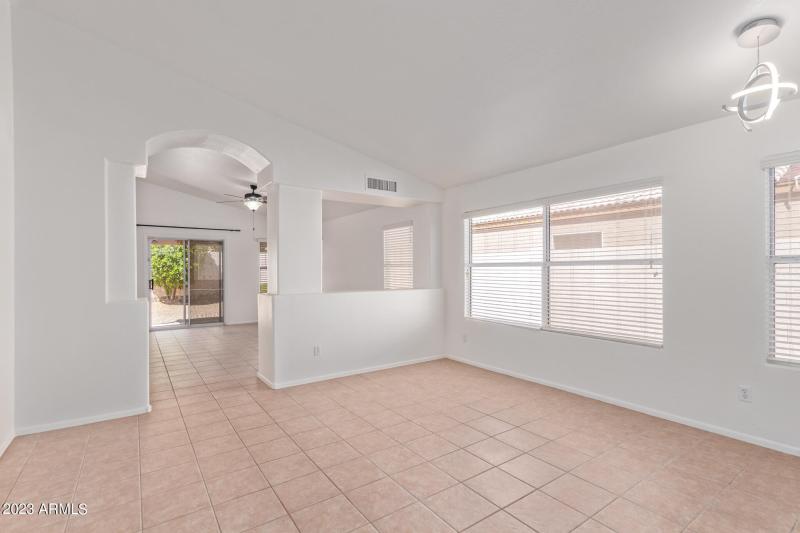 0004-04 - Campo Bello