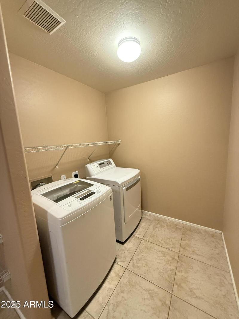 Washer & Dryer Included