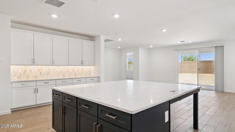 Lot 6 kitchen island