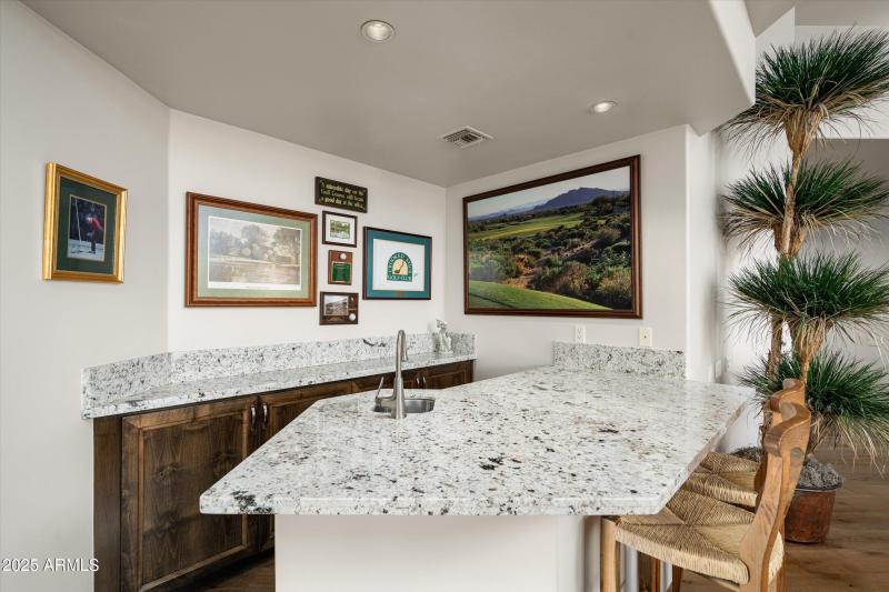 11-10699 E Fernwood Ln (11 of 47)