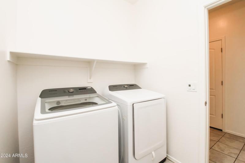 Laundry Room -2