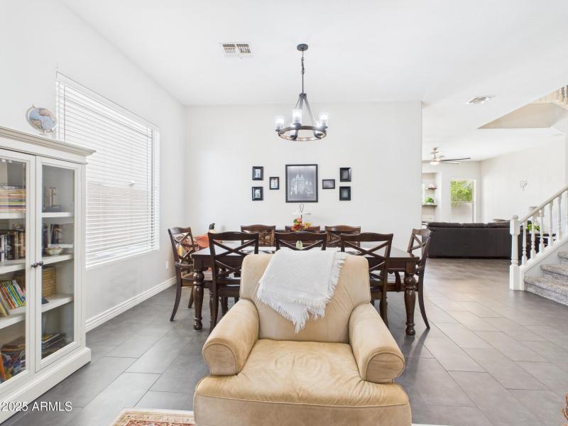 CAM02404G0-PR0144-STILL017