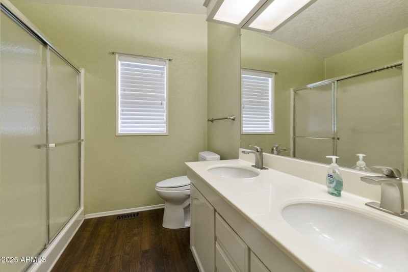 16-web-or-mls-DLB_5539