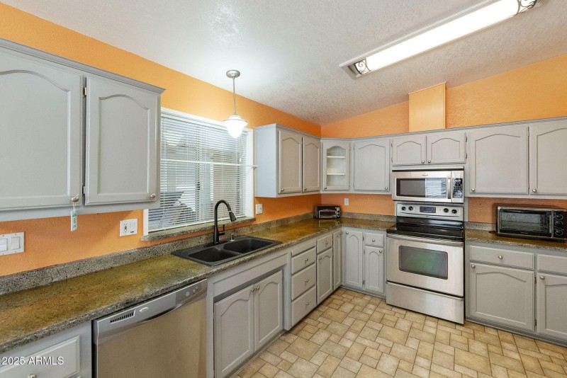 28-web-or-mls-DLB_5551