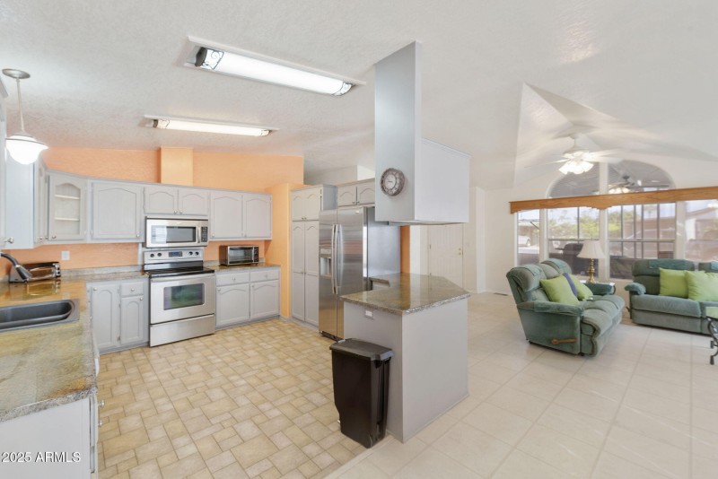 36-web-or-mls-dlb_5583-dlb_5587