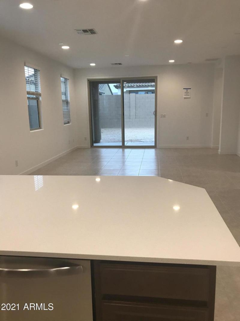 378CEA46-DAC0-4EC3-849C-DA571BA6ED31