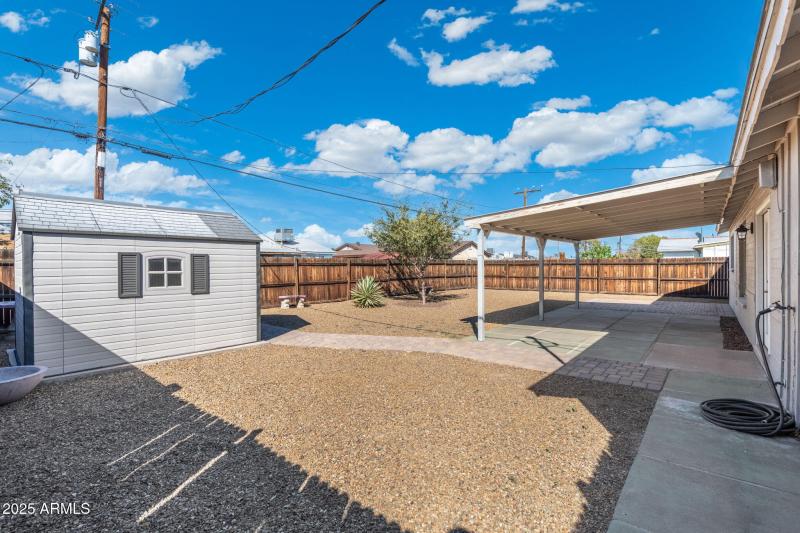 41 - 7240 E Garfield St