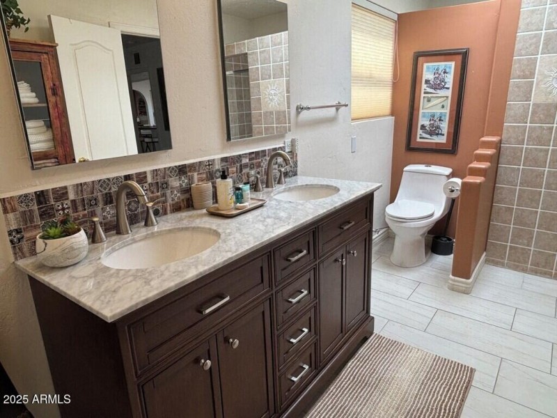 37847 master bath